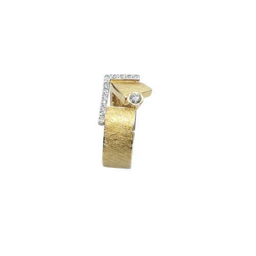 Anillo de oro blanco y oro amarillo con diamantes